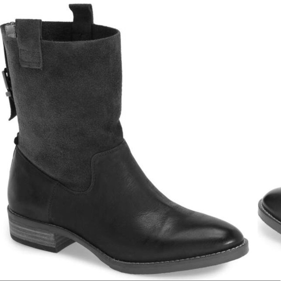 Black Leather Buckle Western Boots - Picture 4 of 6